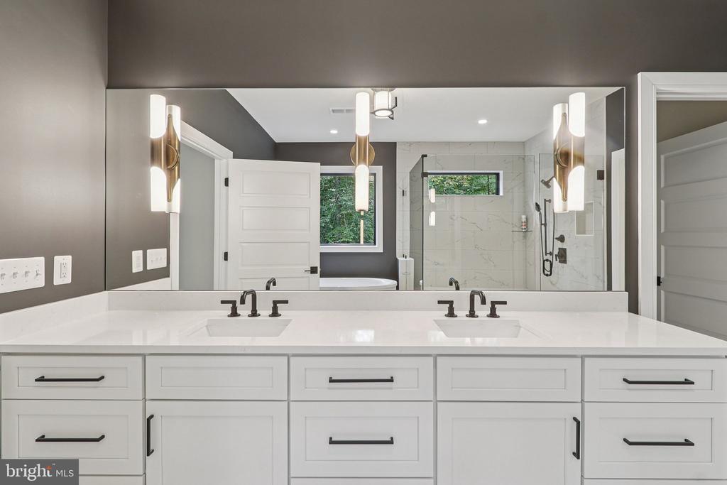 5224 TRUNNION TRAIL