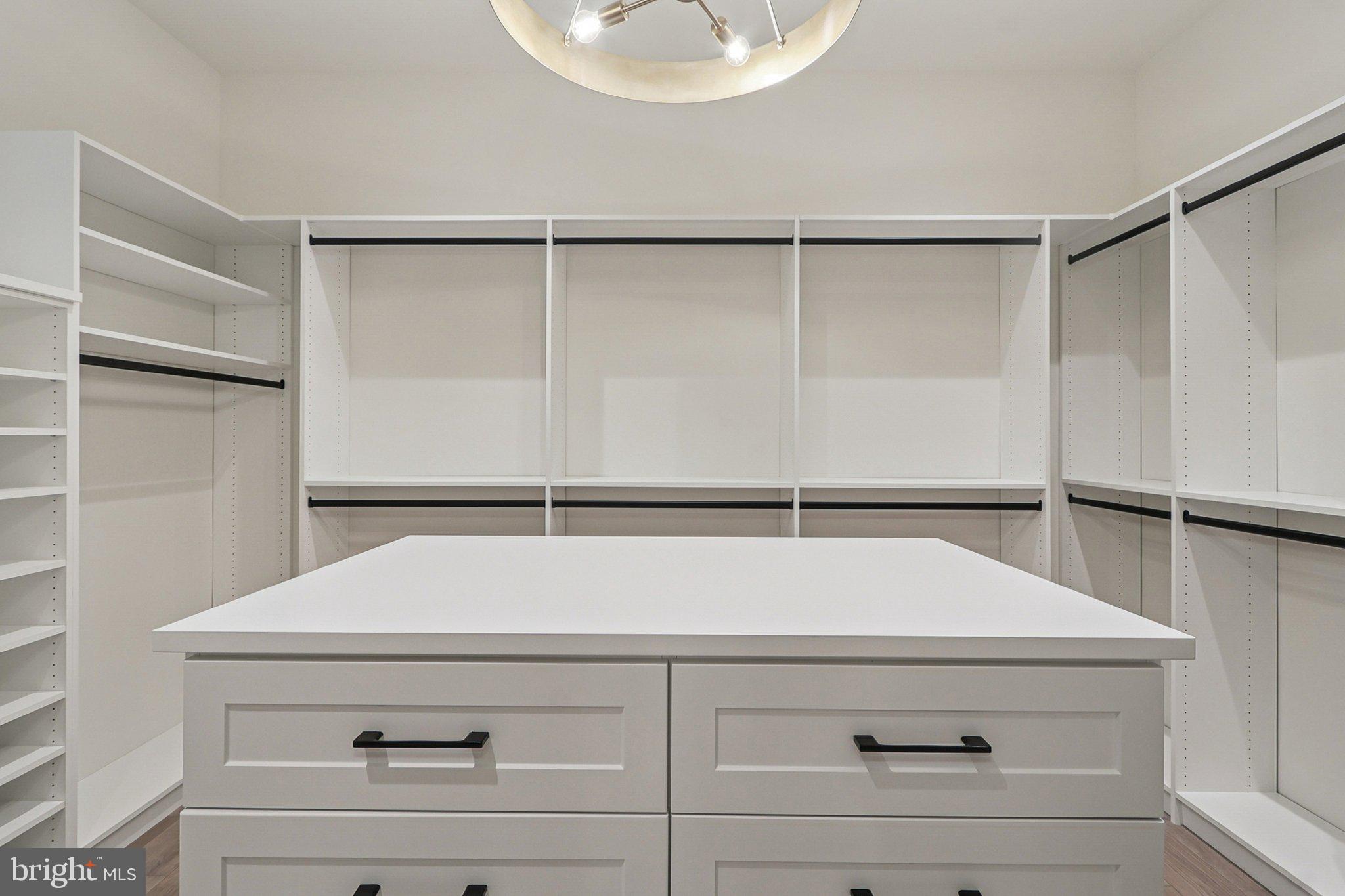 5224 TRUNNION TRAIL