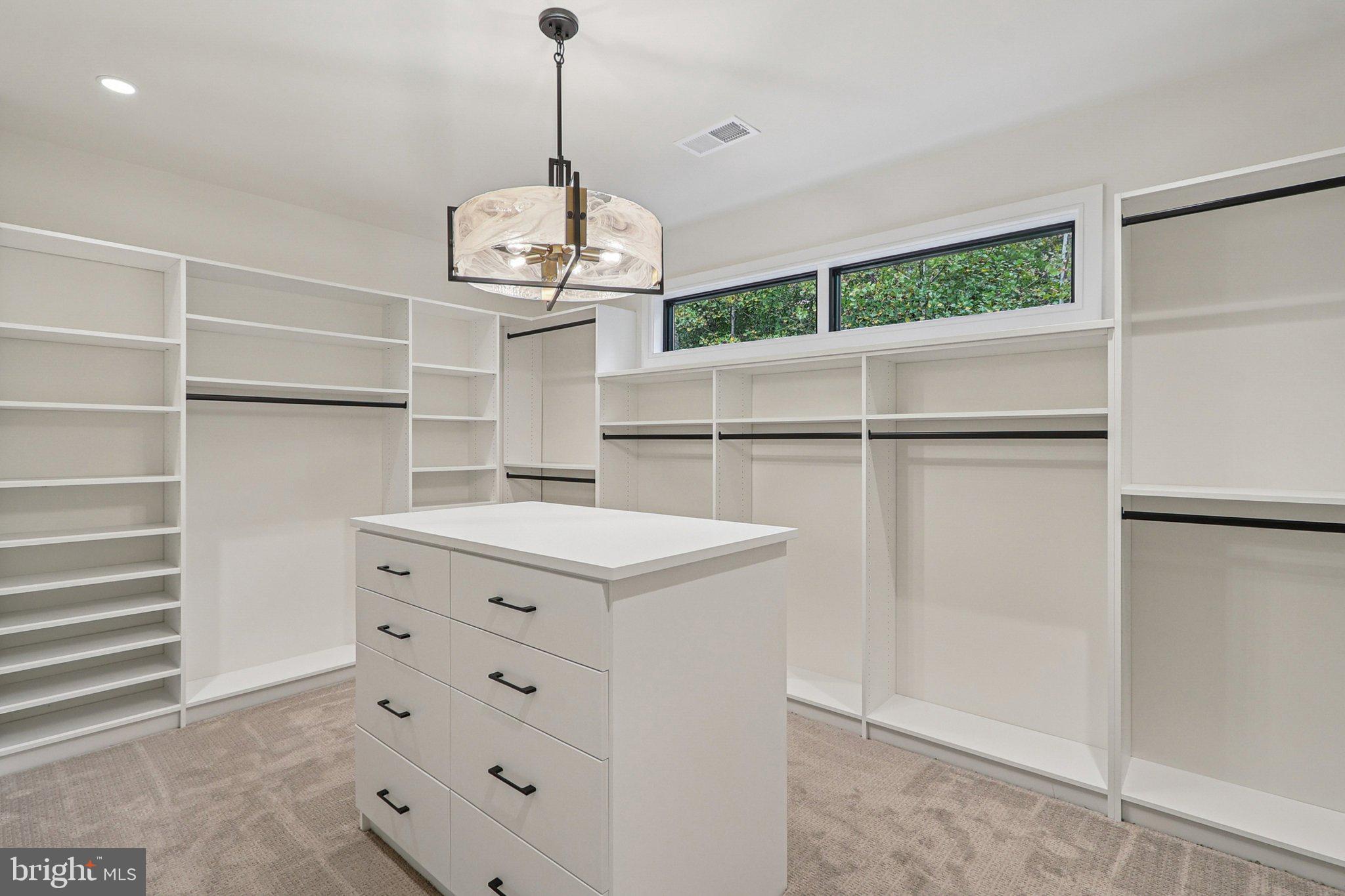 5224 TRUNNION TRAIL