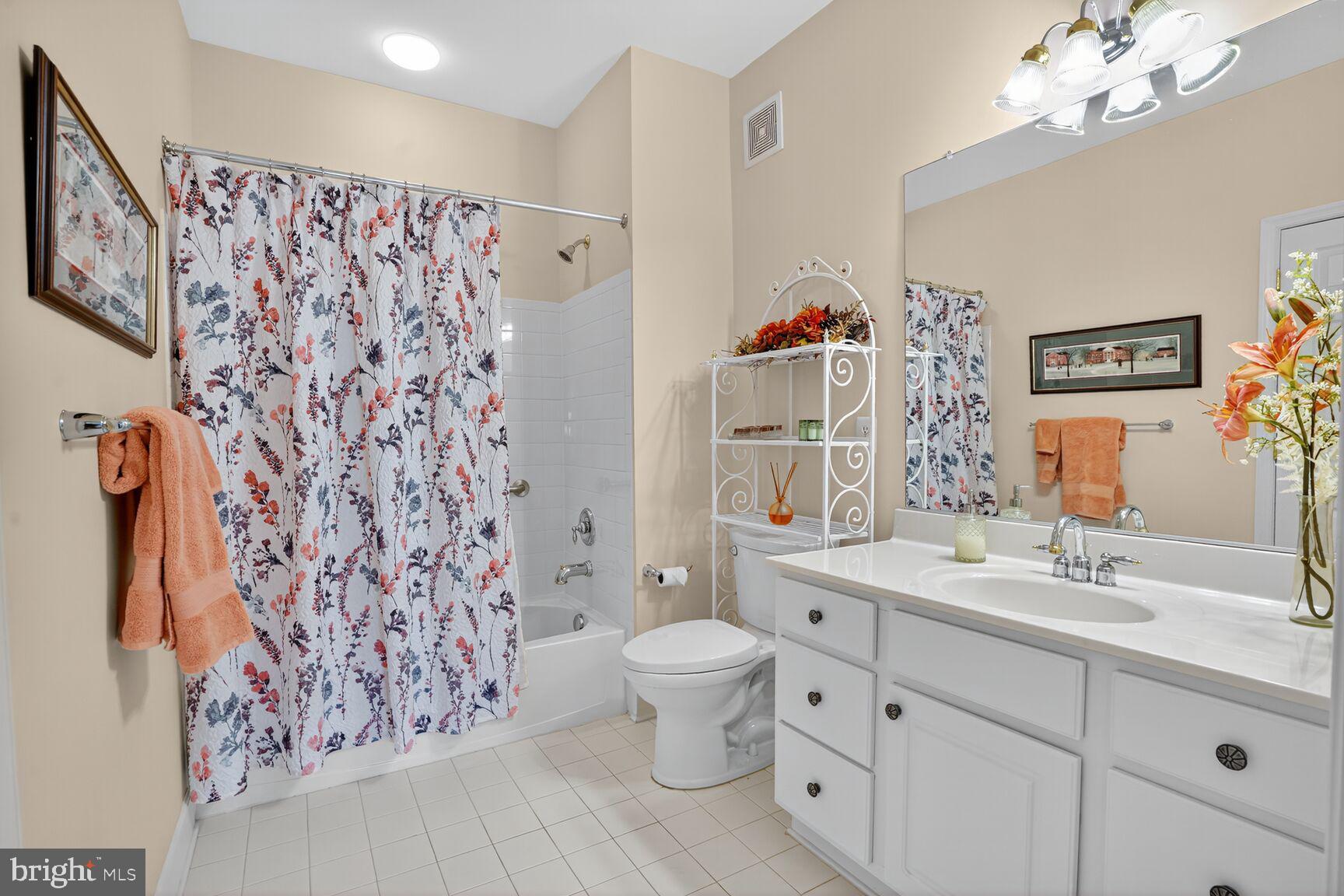 7065 HERITAGE HUNT DRIVE 203