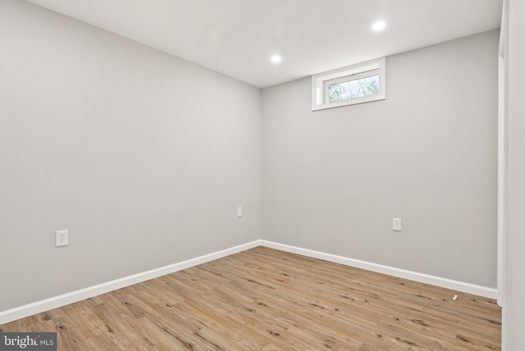15725 MARBURY HEIGHTS WAY