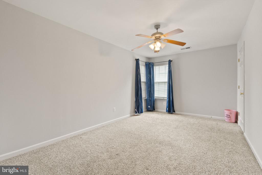 15725 MARBURY HEIGHTS WAY