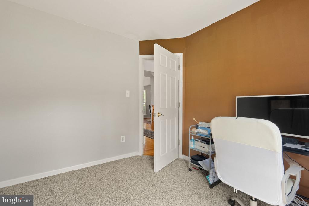 15725 MARBURY HEIGHTS WAY