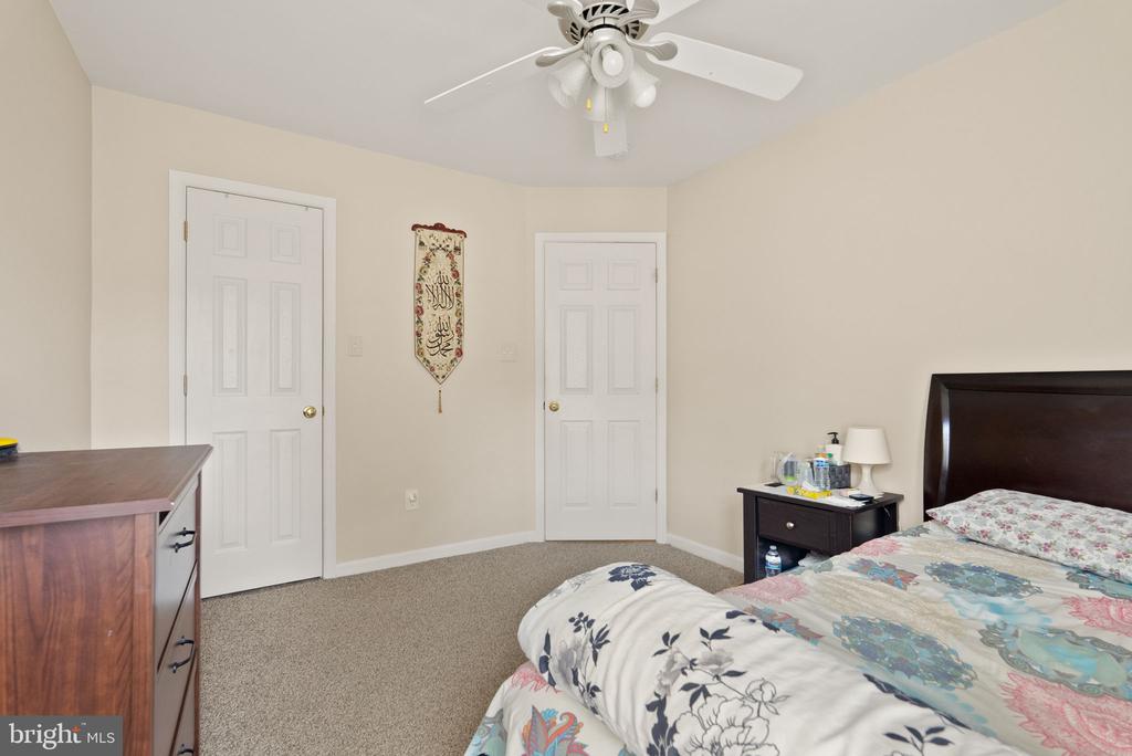 15725 MARBURY HEIGHTS WAY