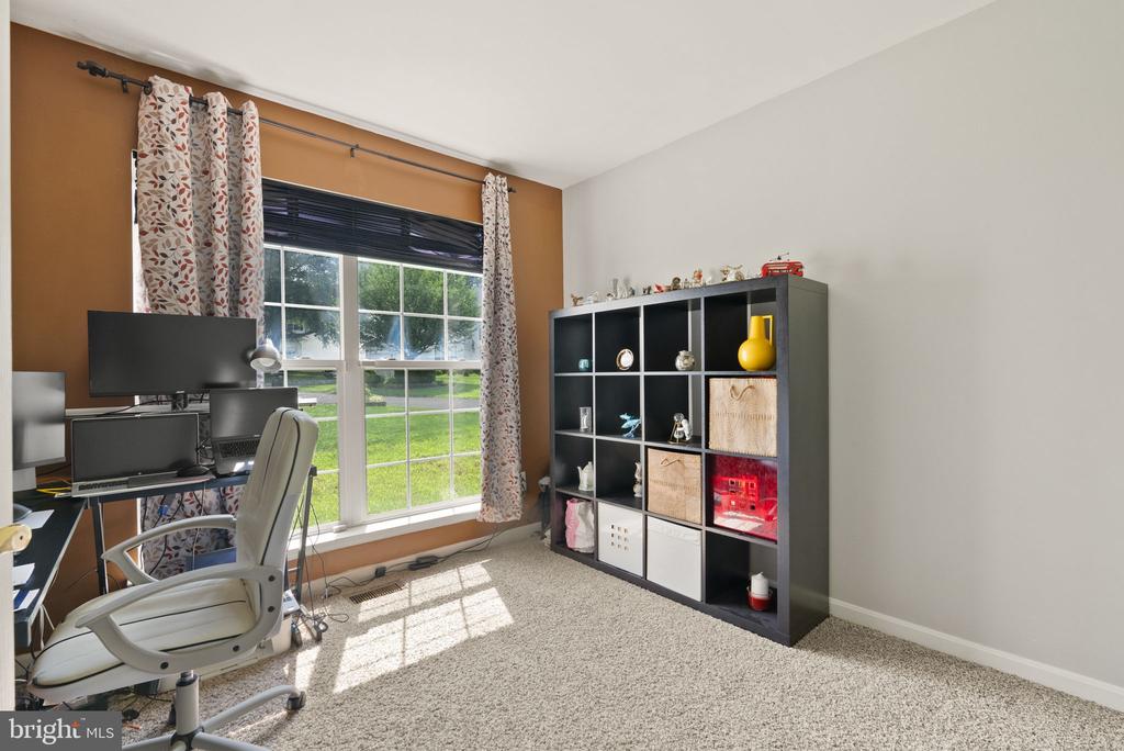 15725 MARBURY HEIGHTS WAY