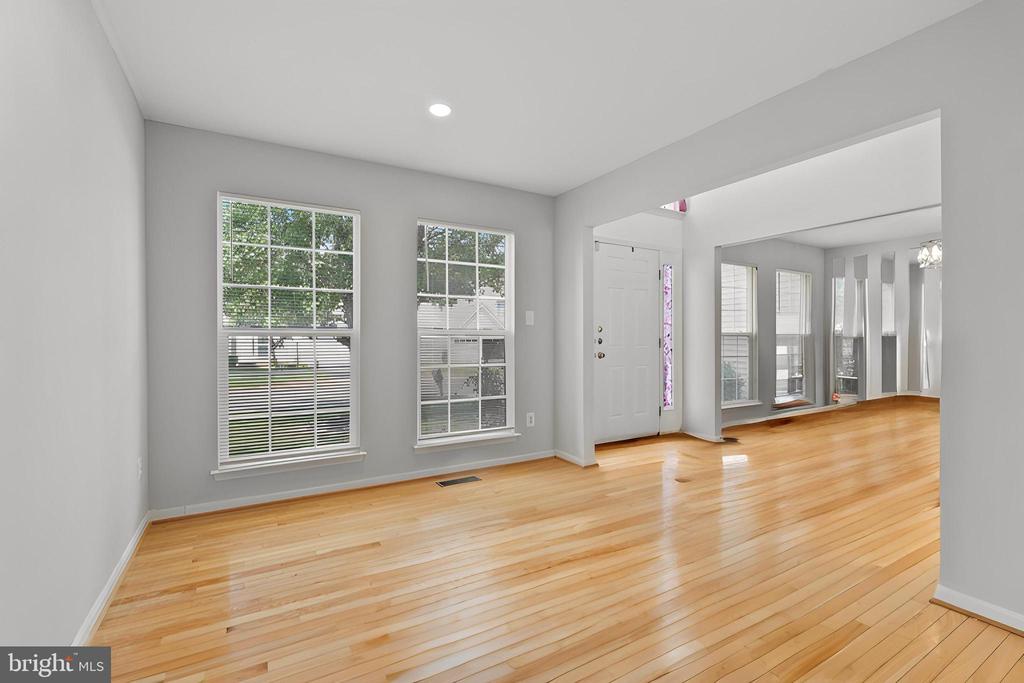 15725 MARBURY HEIGHTS WAY