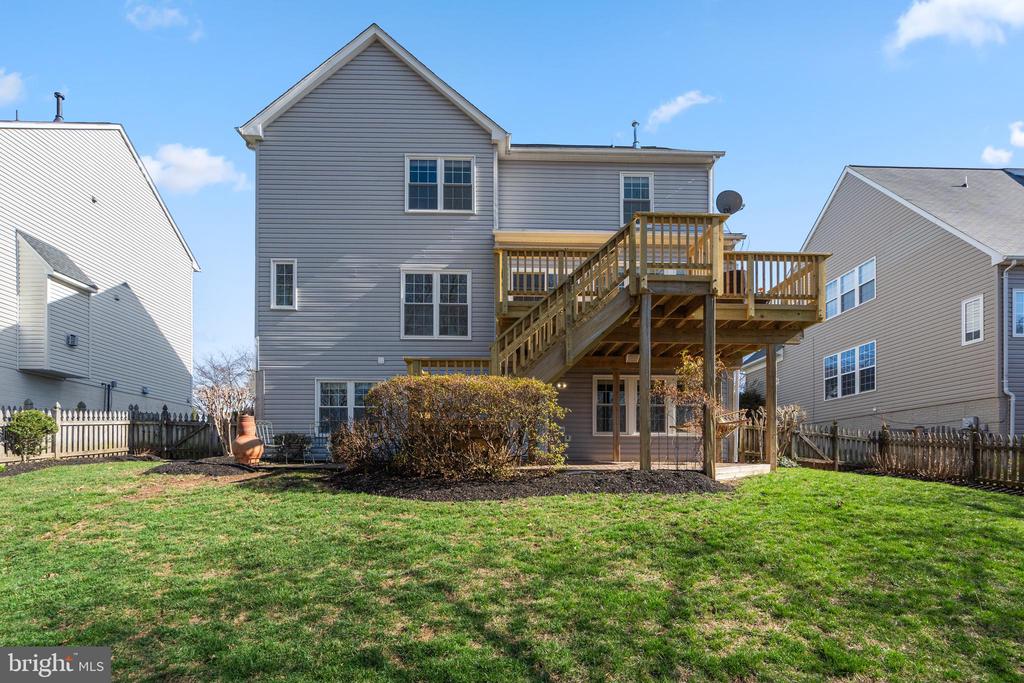 10052 NAUGHTON COURT