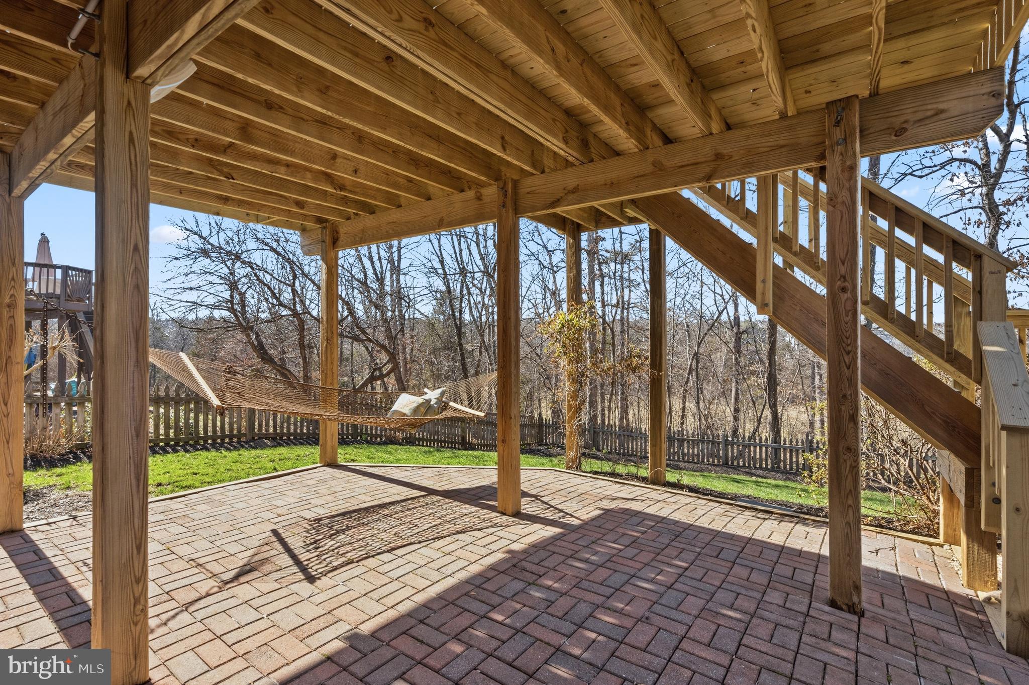 10052 NAUGHTON COURT
