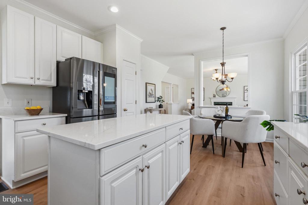 10052 NAUGHTON COURT