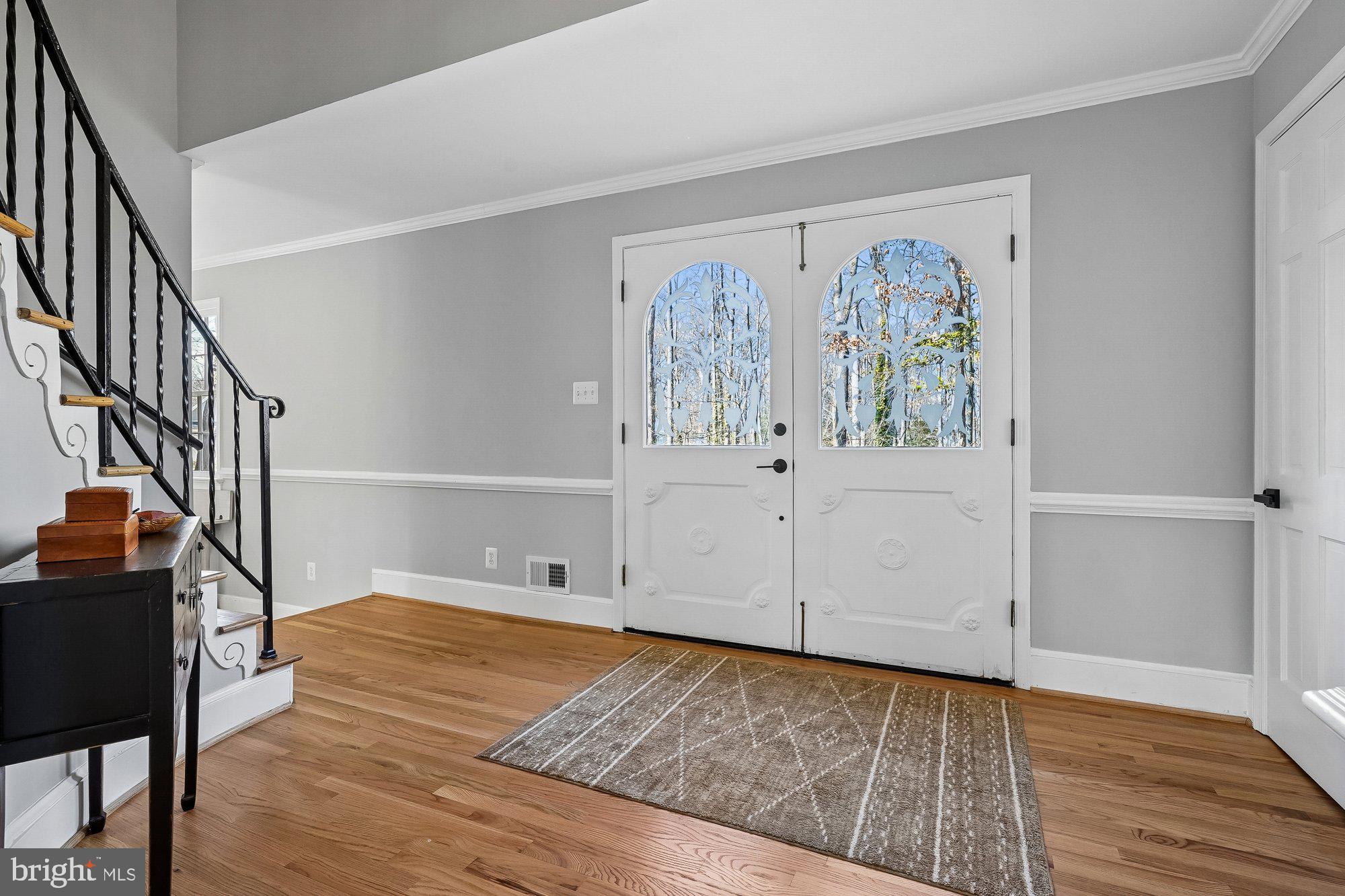 3220 RIVERVIEW DRIVE
