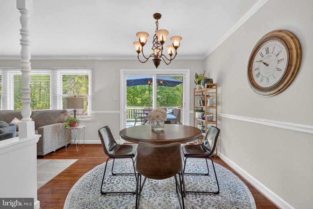 2211 DOCKSIDE COURT