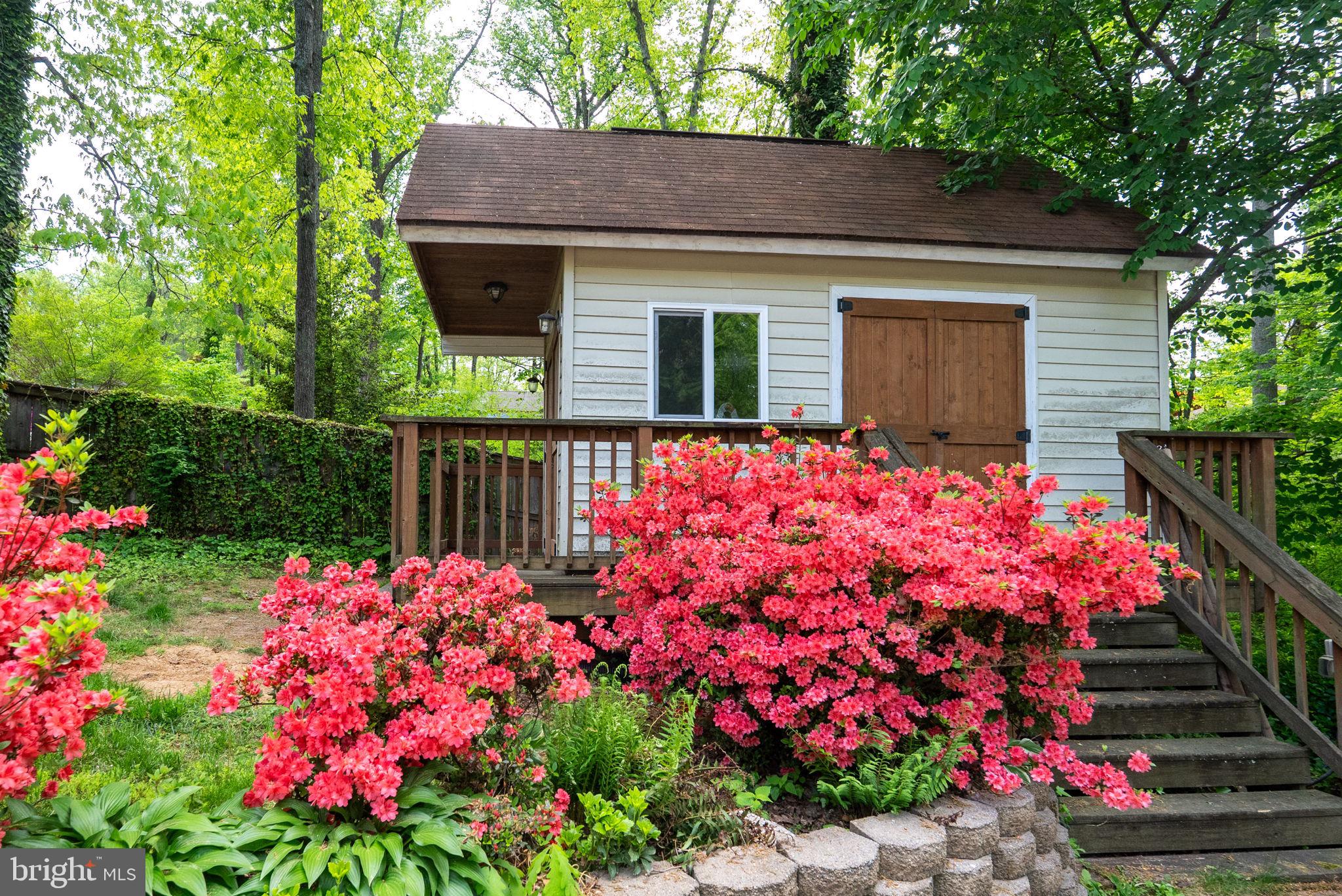 2211 DOCKSIDE COURT