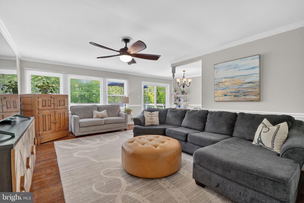 2211 DOCKSIDE COURT