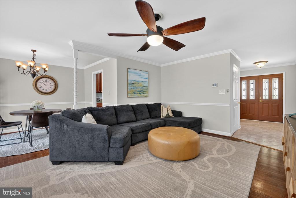 2211 DOCKSIDE COURT