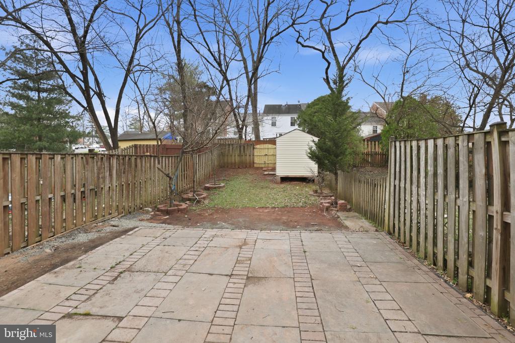 10107 HENRY COURT