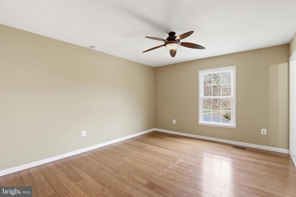 10107 HENRY COURT