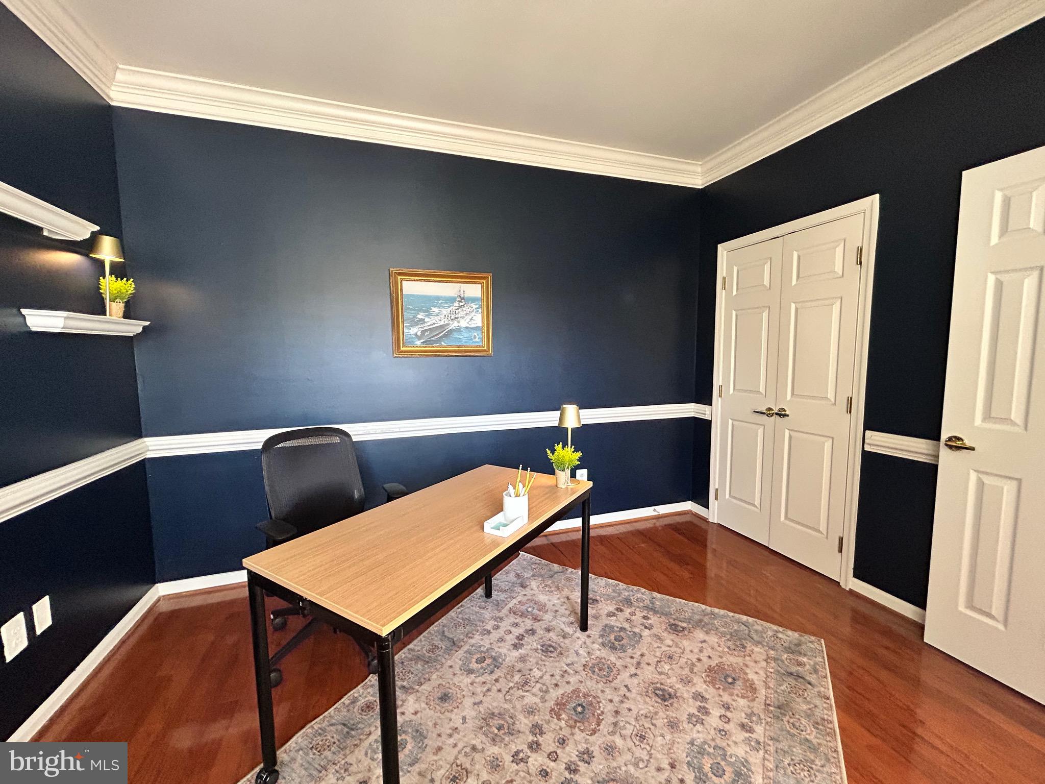 6938 WALNUT HILL DRIVE