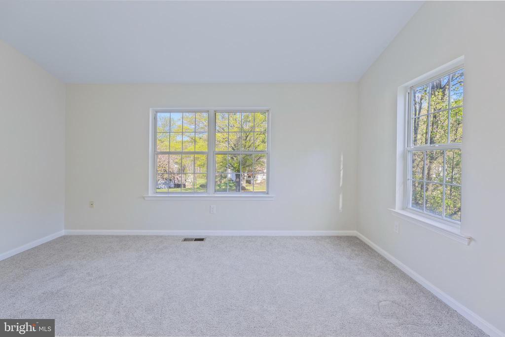 5121 SPRING BRANCH BOULEVARD