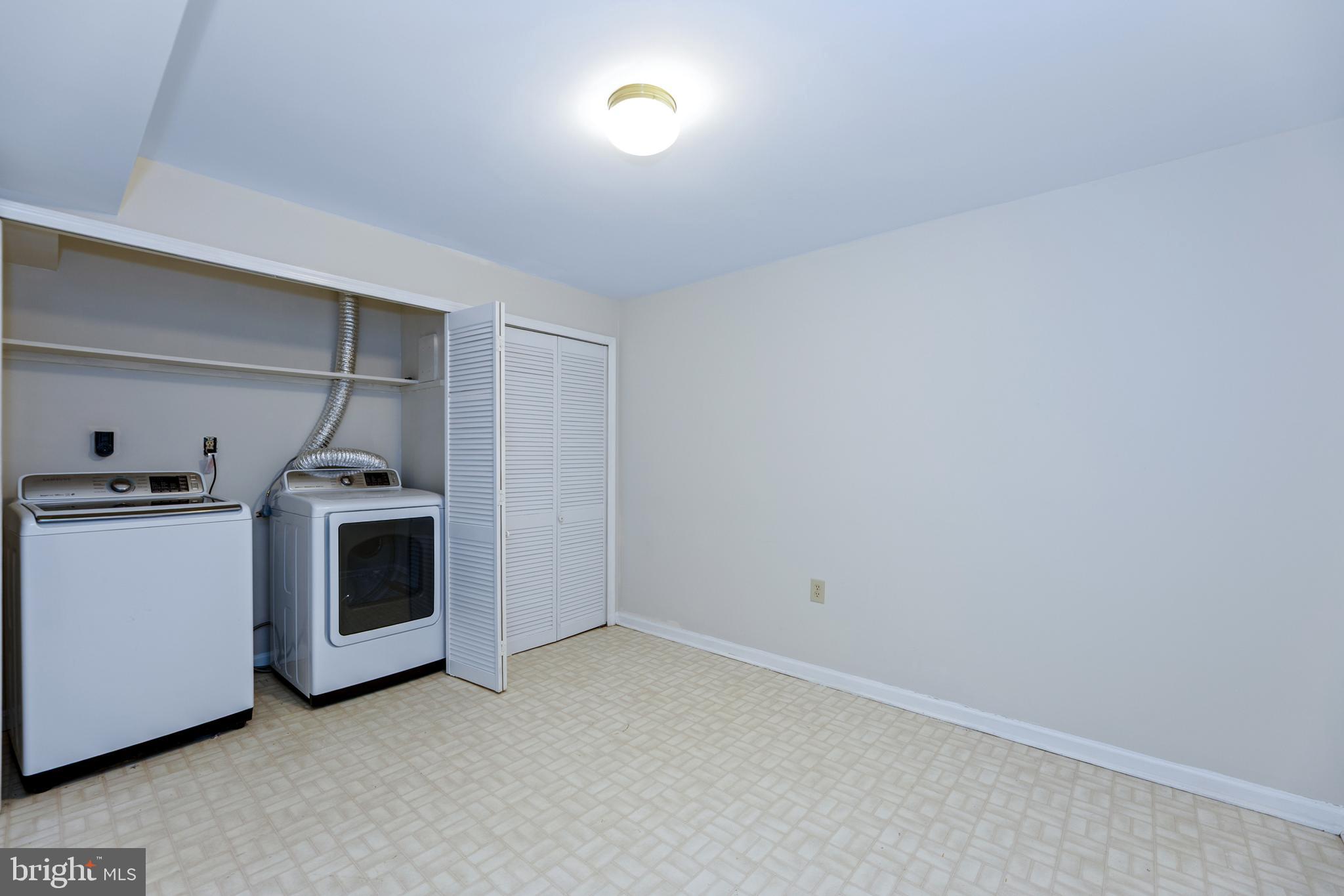 5121 SPRING BRANCH BOULEVARD