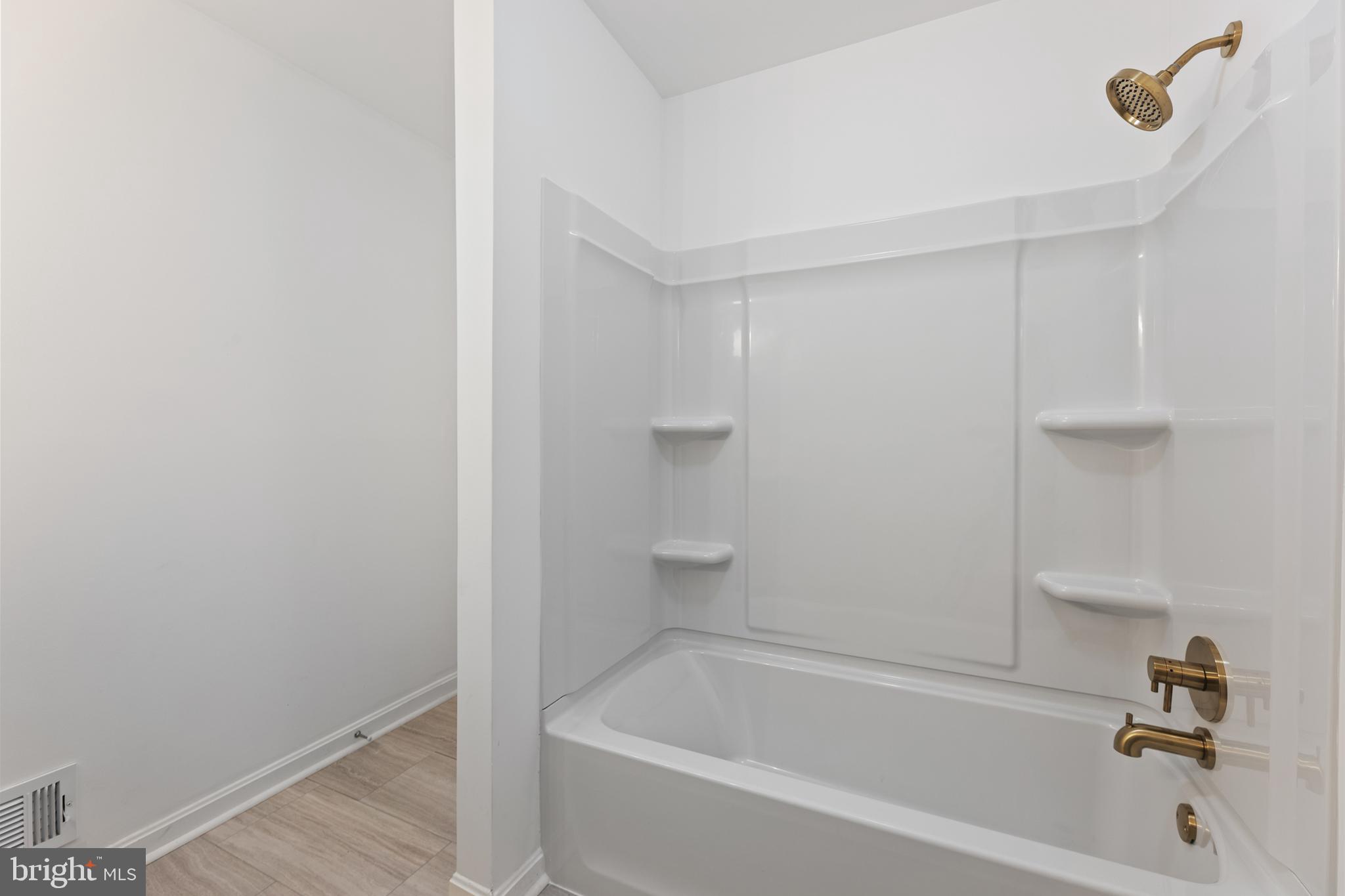 5121 SPRING BRANCH BOULEVARD