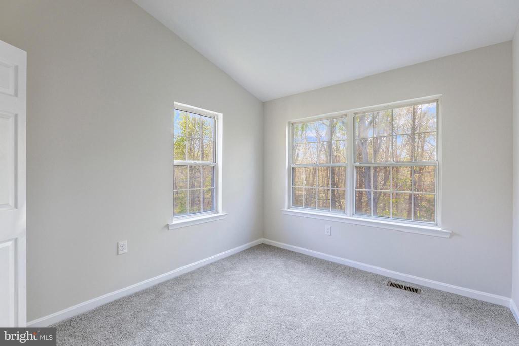 5121 SPRING BRANCH BOULEVARD