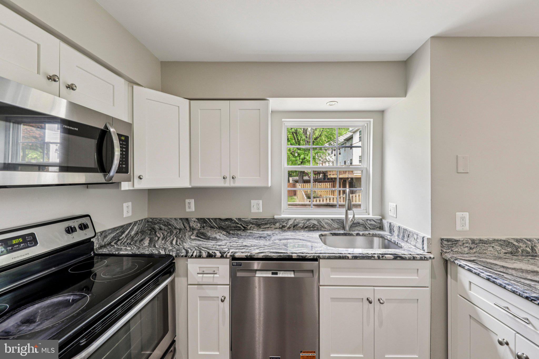 15301 WATERS EDGE COURT