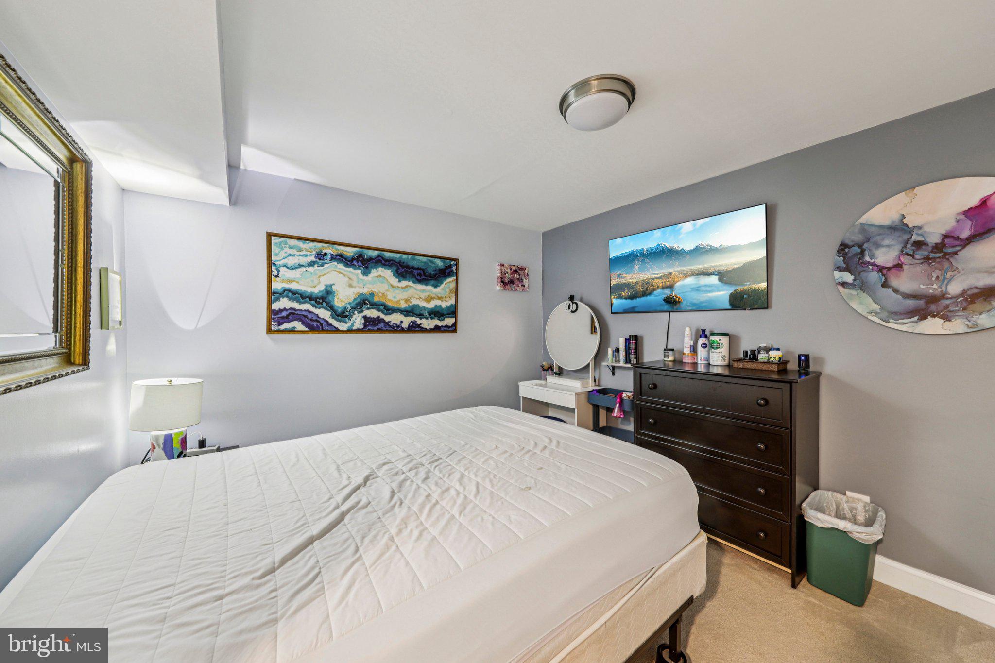 15301 WATERS EDGE COURT