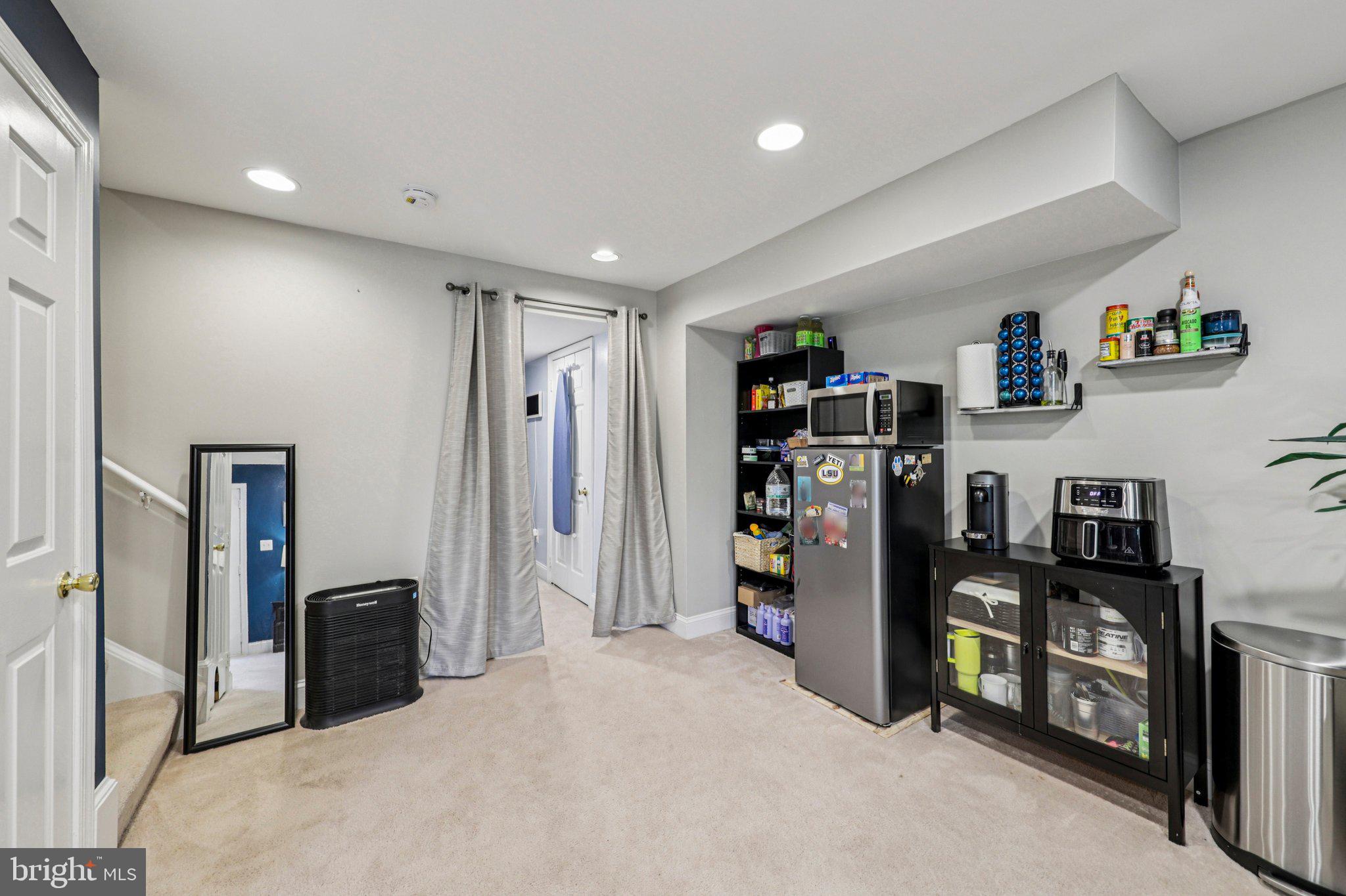 15301 WATERS EDGE COURT