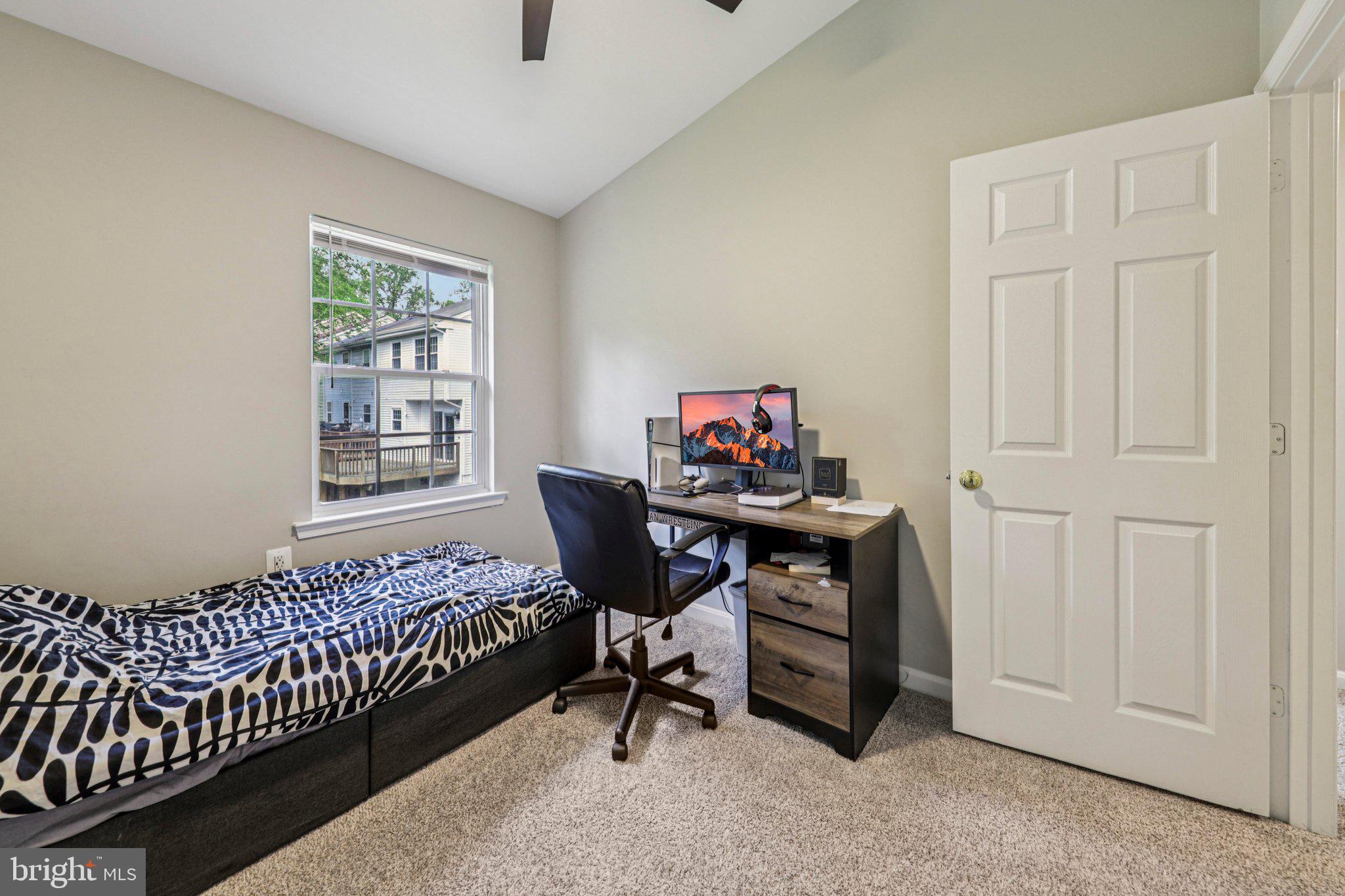 15301 WATERS EDGE COURT