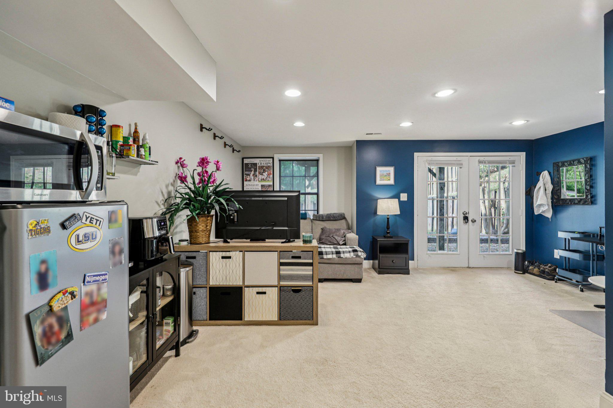 15301 WATERS EDGE COURT