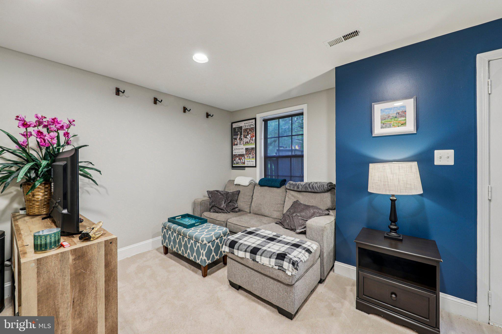 15301 WATERS EDGE COURT