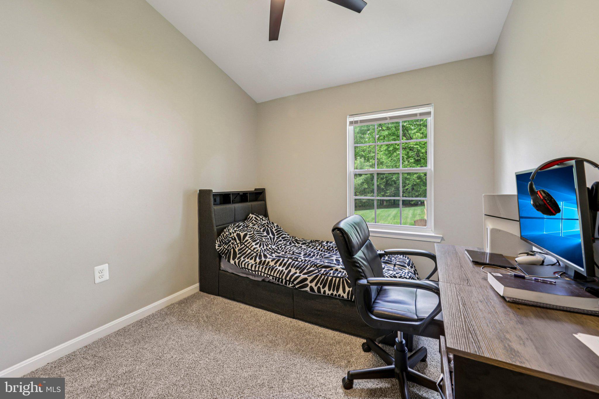 15301 WATERS EDGE COURT