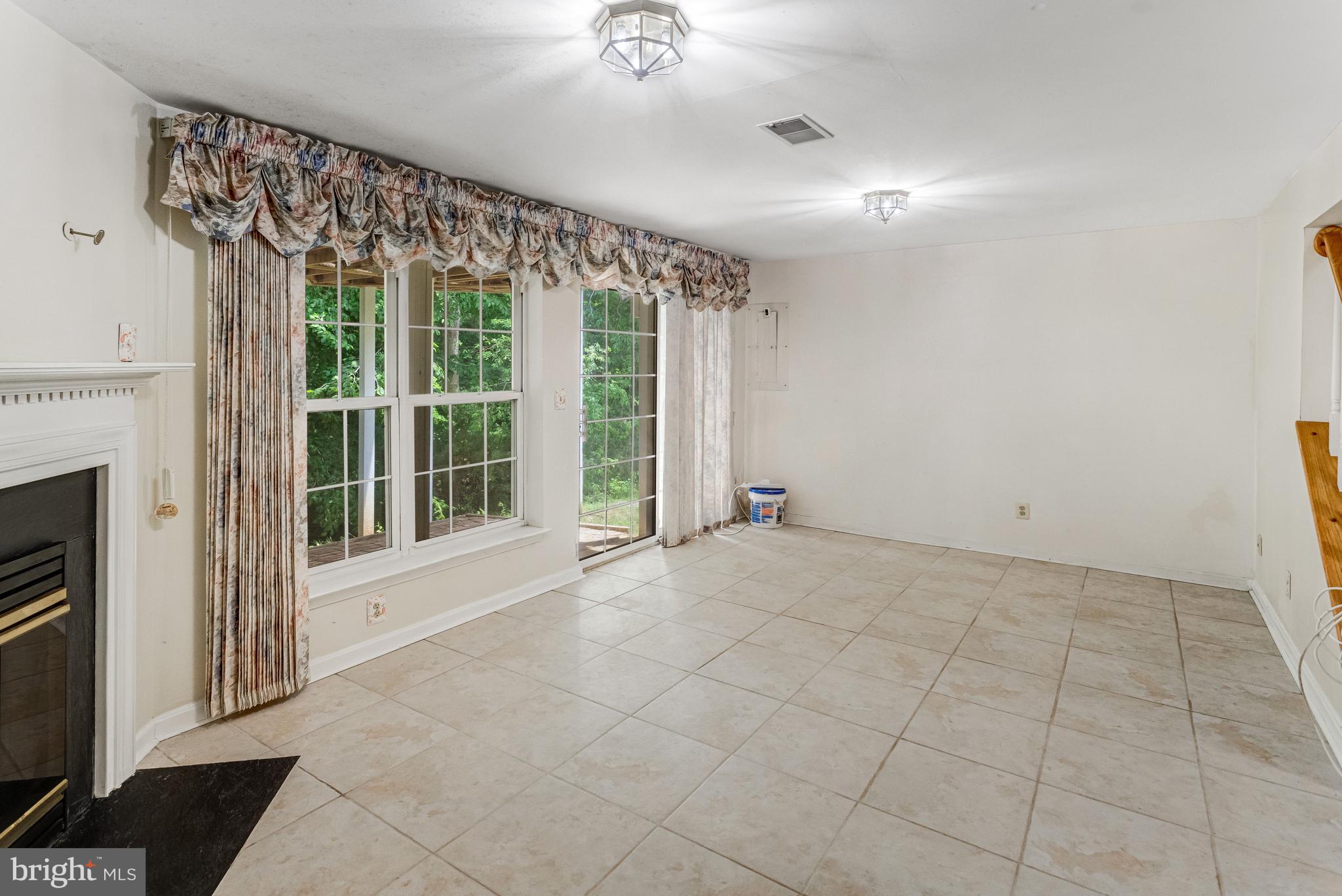 4973 BUENA VISTA DRIVE
