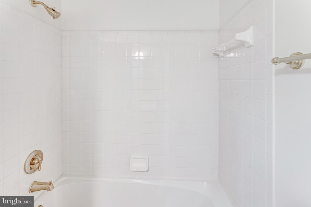 4973 BUENA VISTA DRIVE