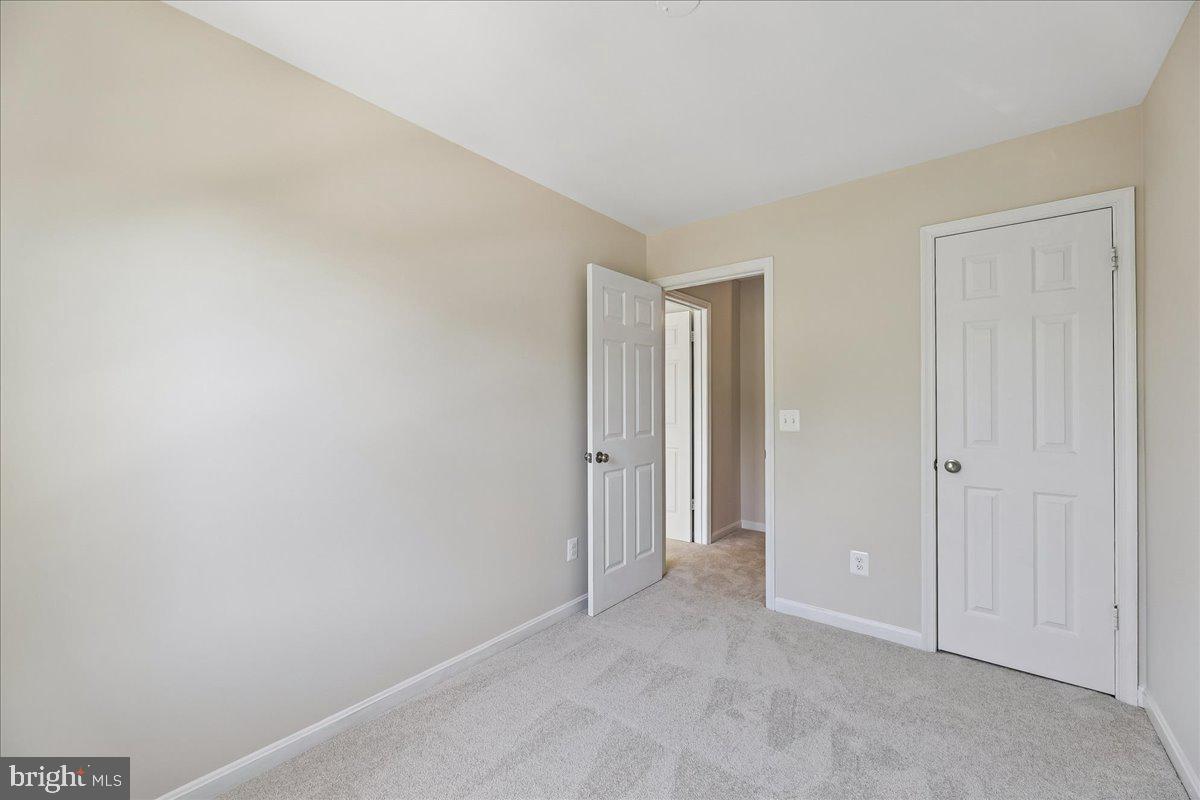 6168 TRIDENT LANE