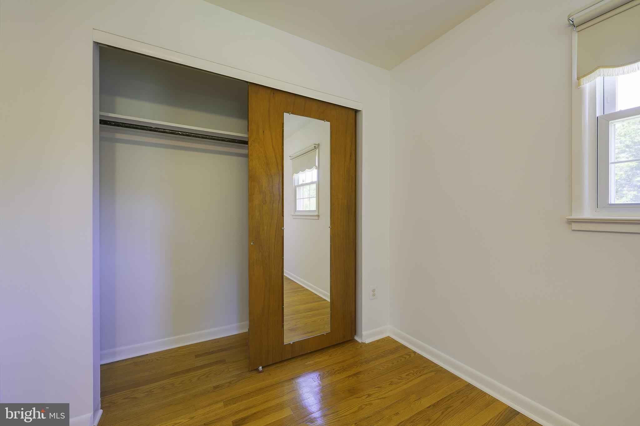 3891 DOMINION DRIVE