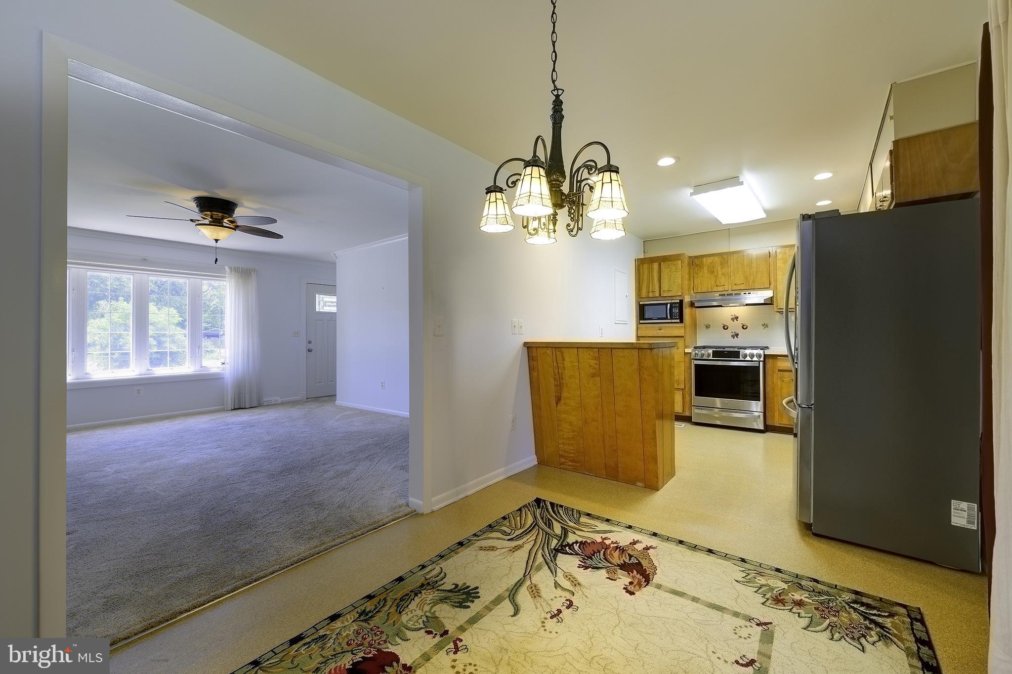 3891 DOMINION DRIVE