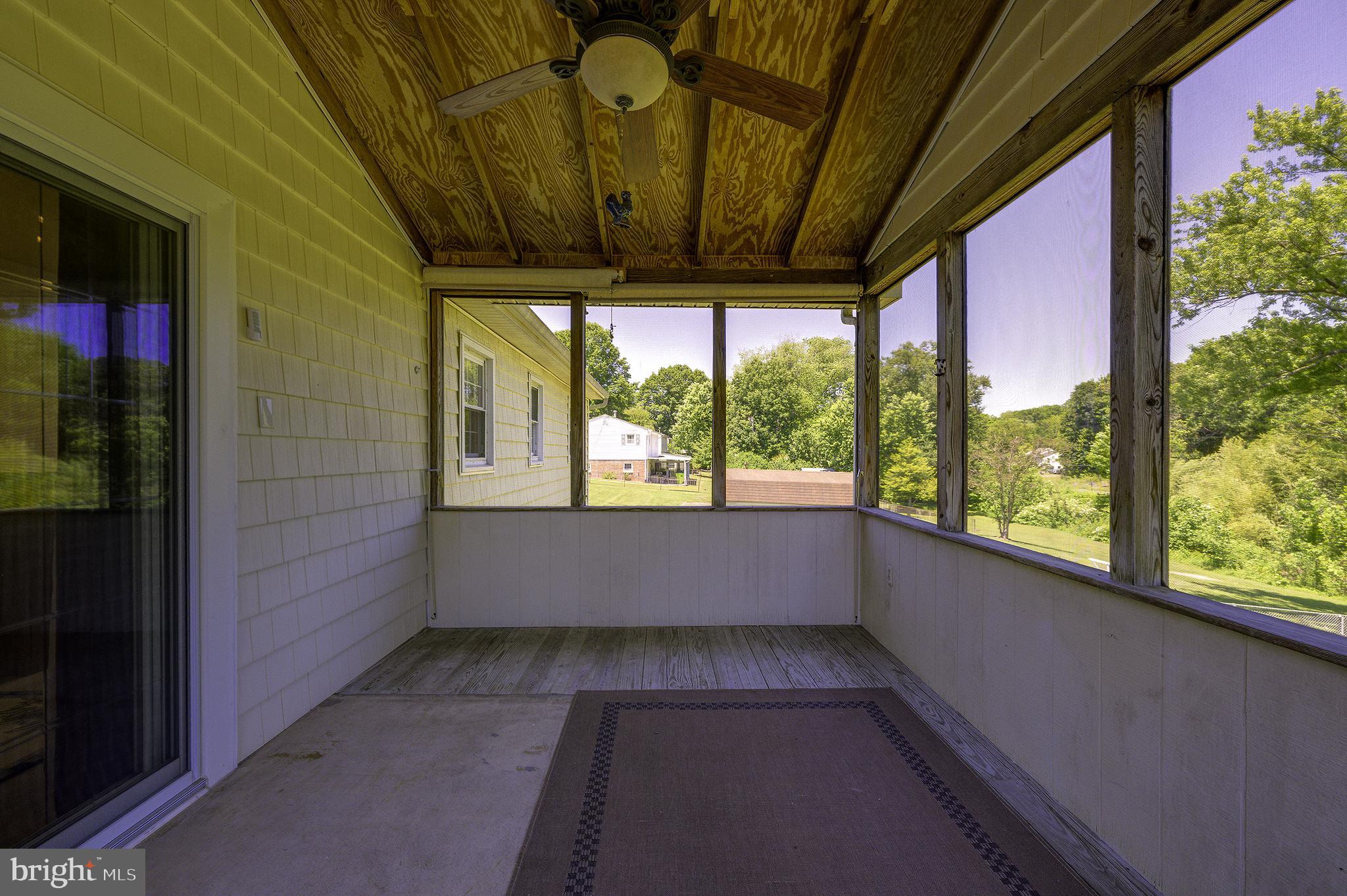 3891 DOMINION DRIVE