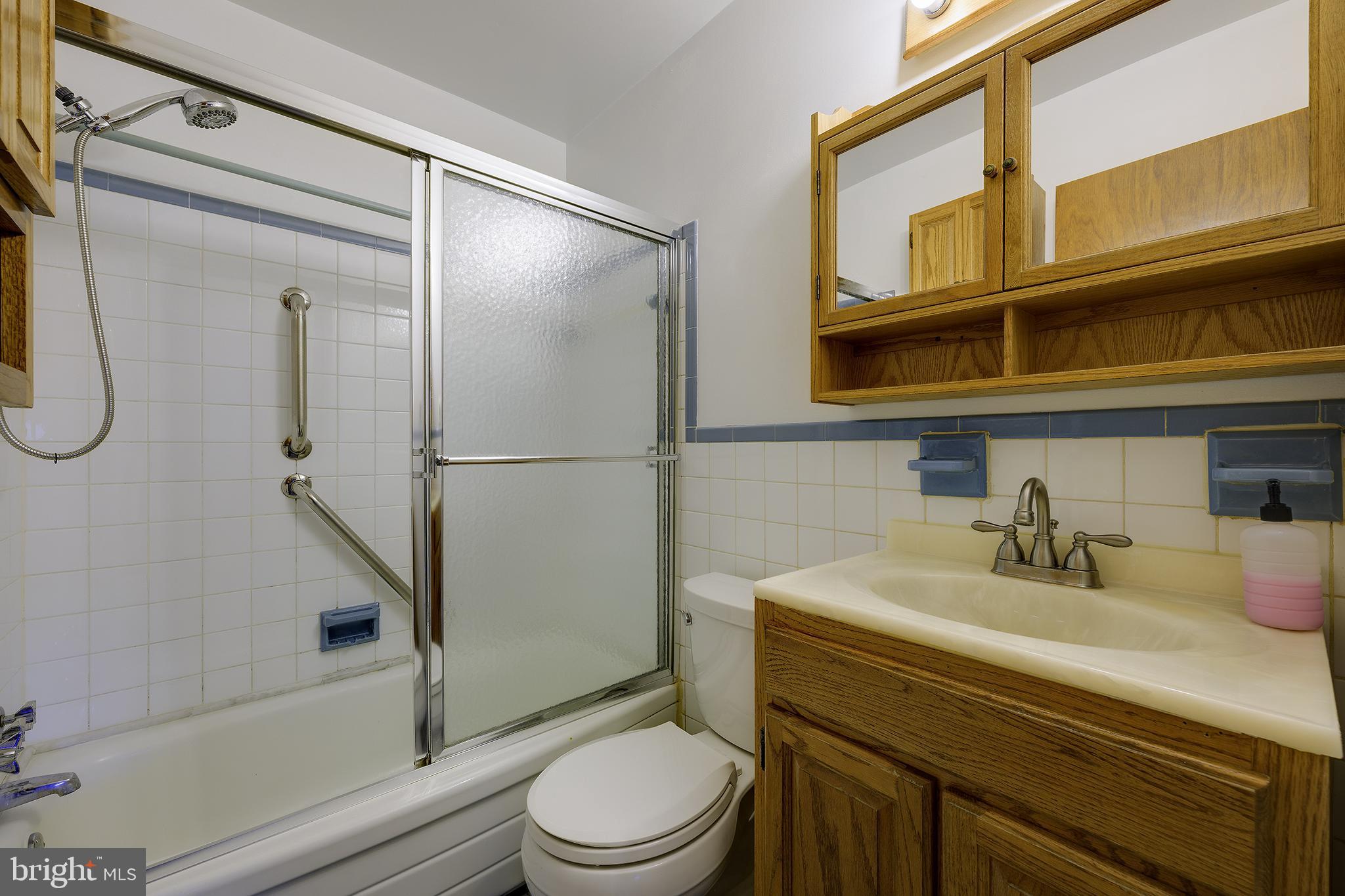 3891 DOMINION DRIVE