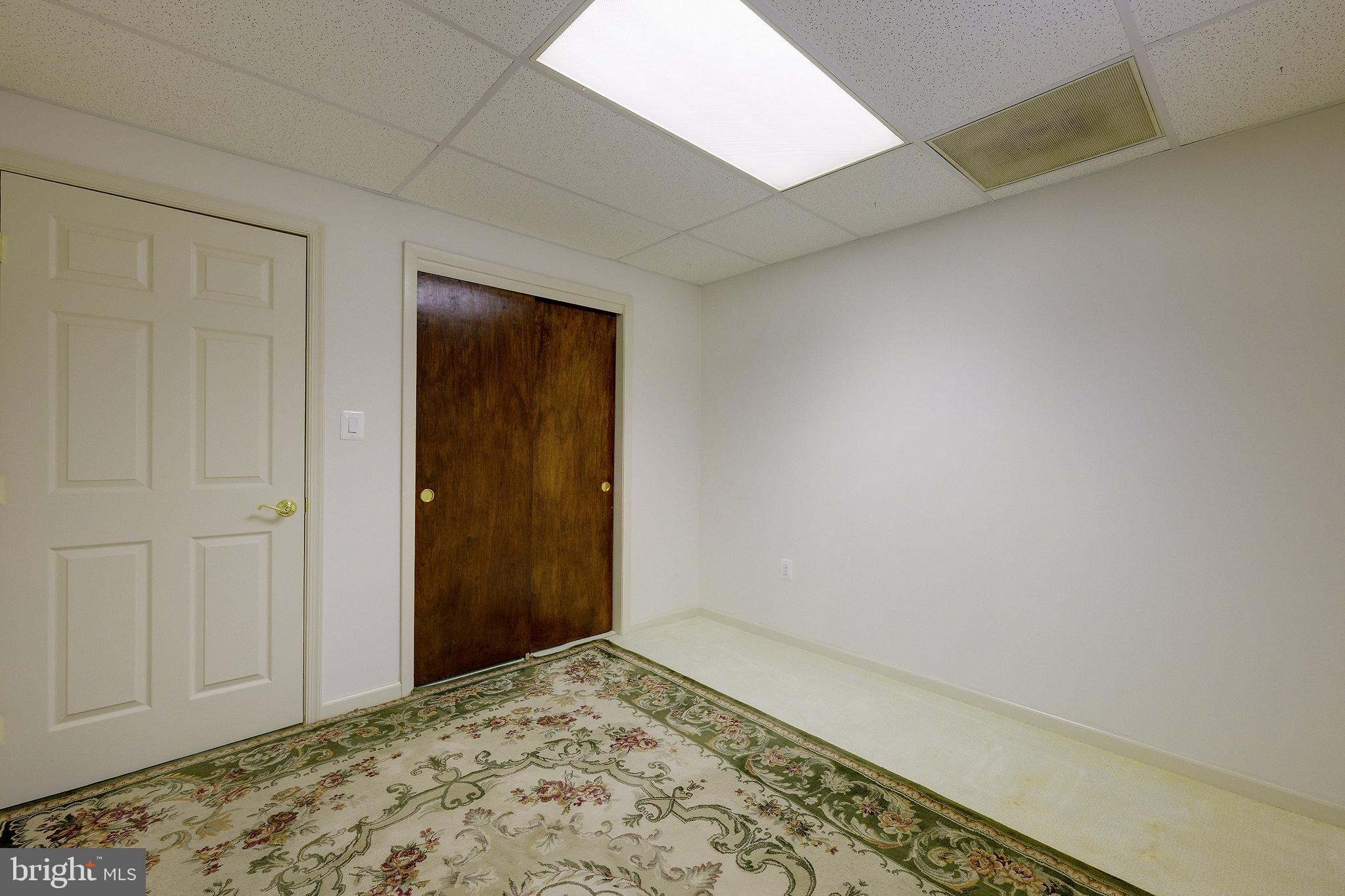 3891 DOMINION DRIVE