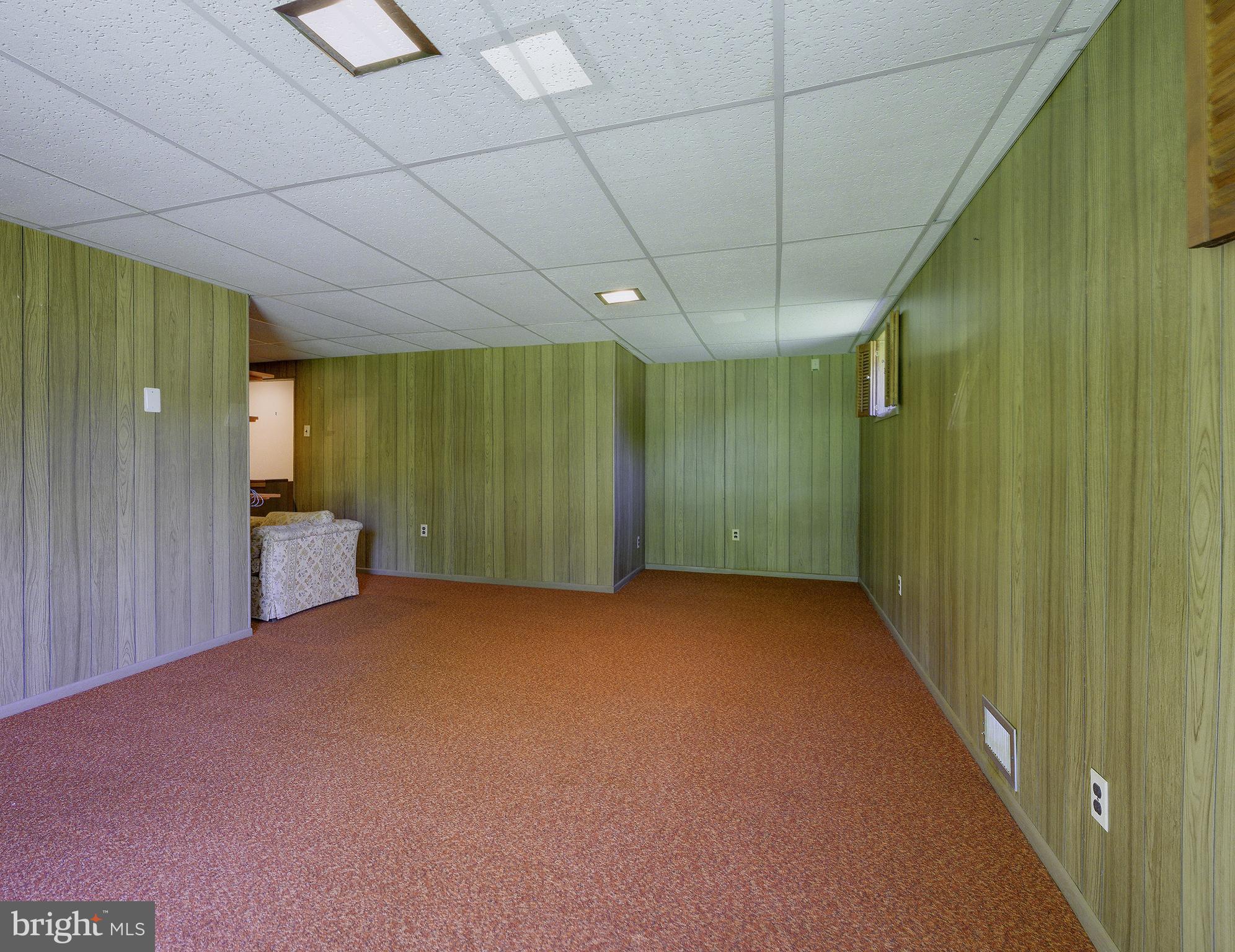 3891 DOMINION DRIVE