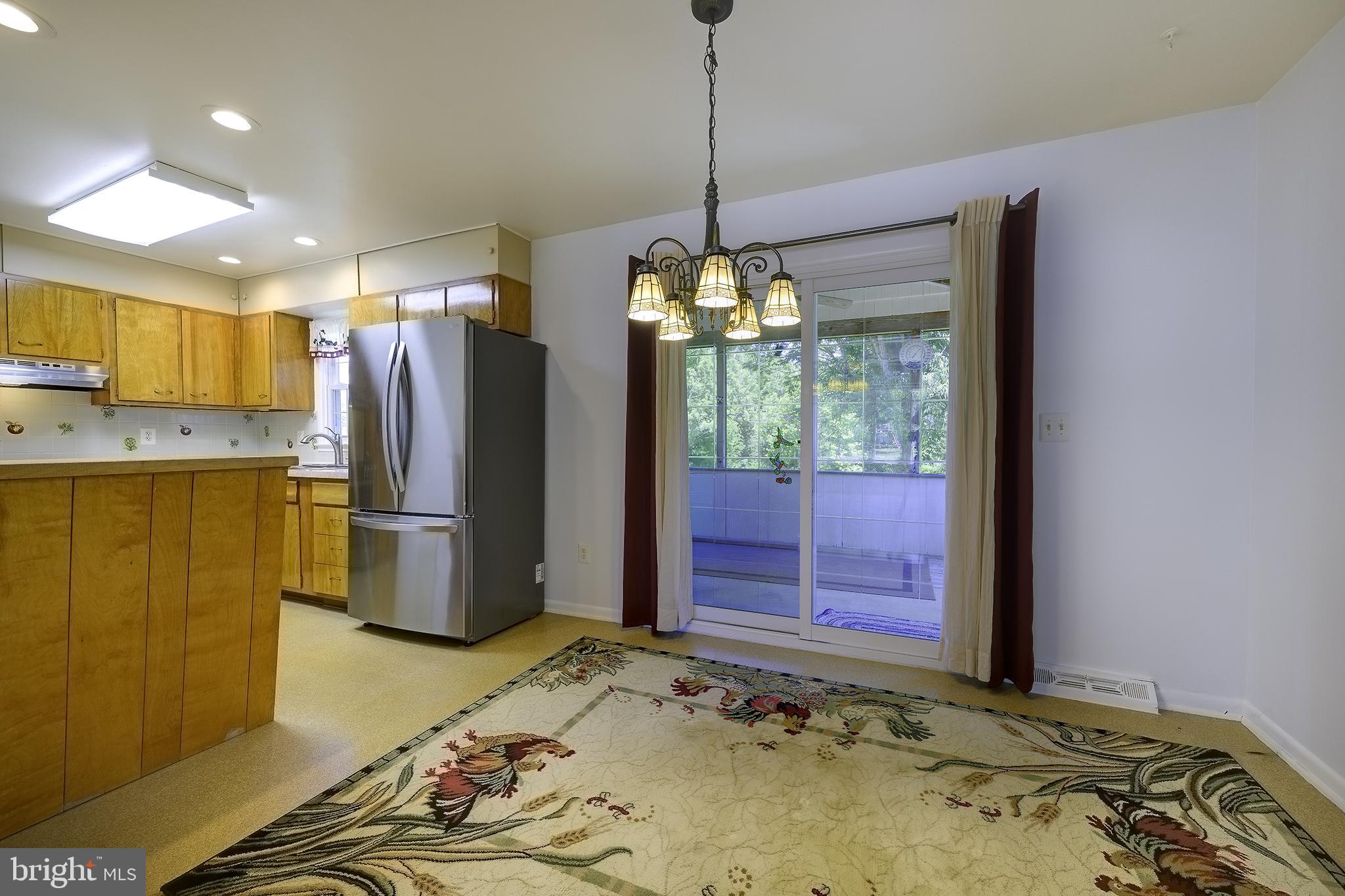 3891 DOMINION DRIVE