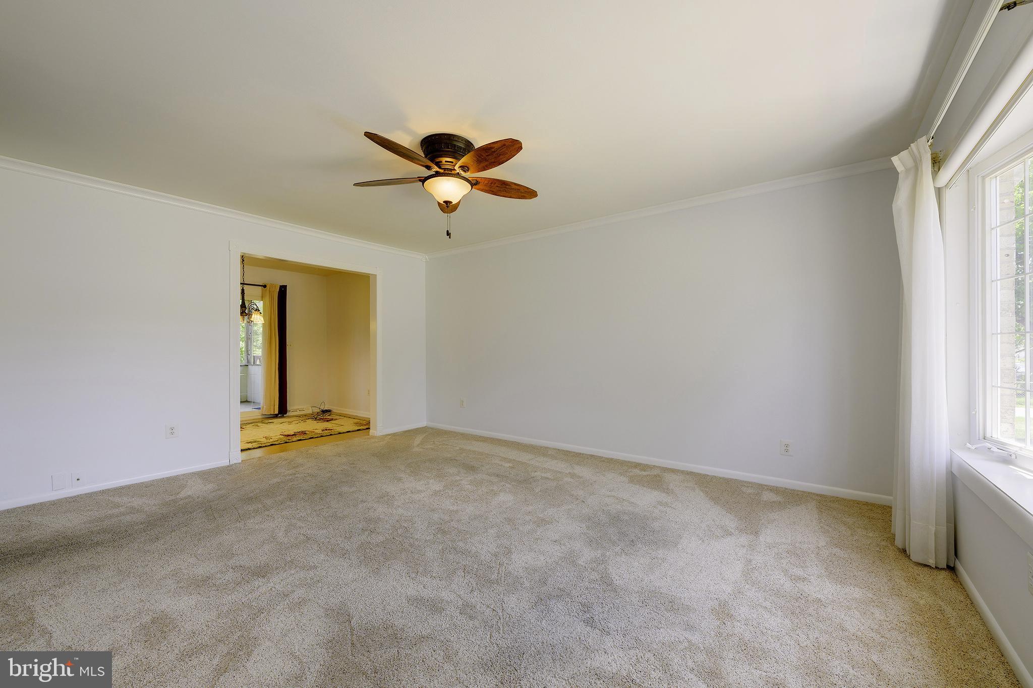 3891 DOMINION DRIVE
