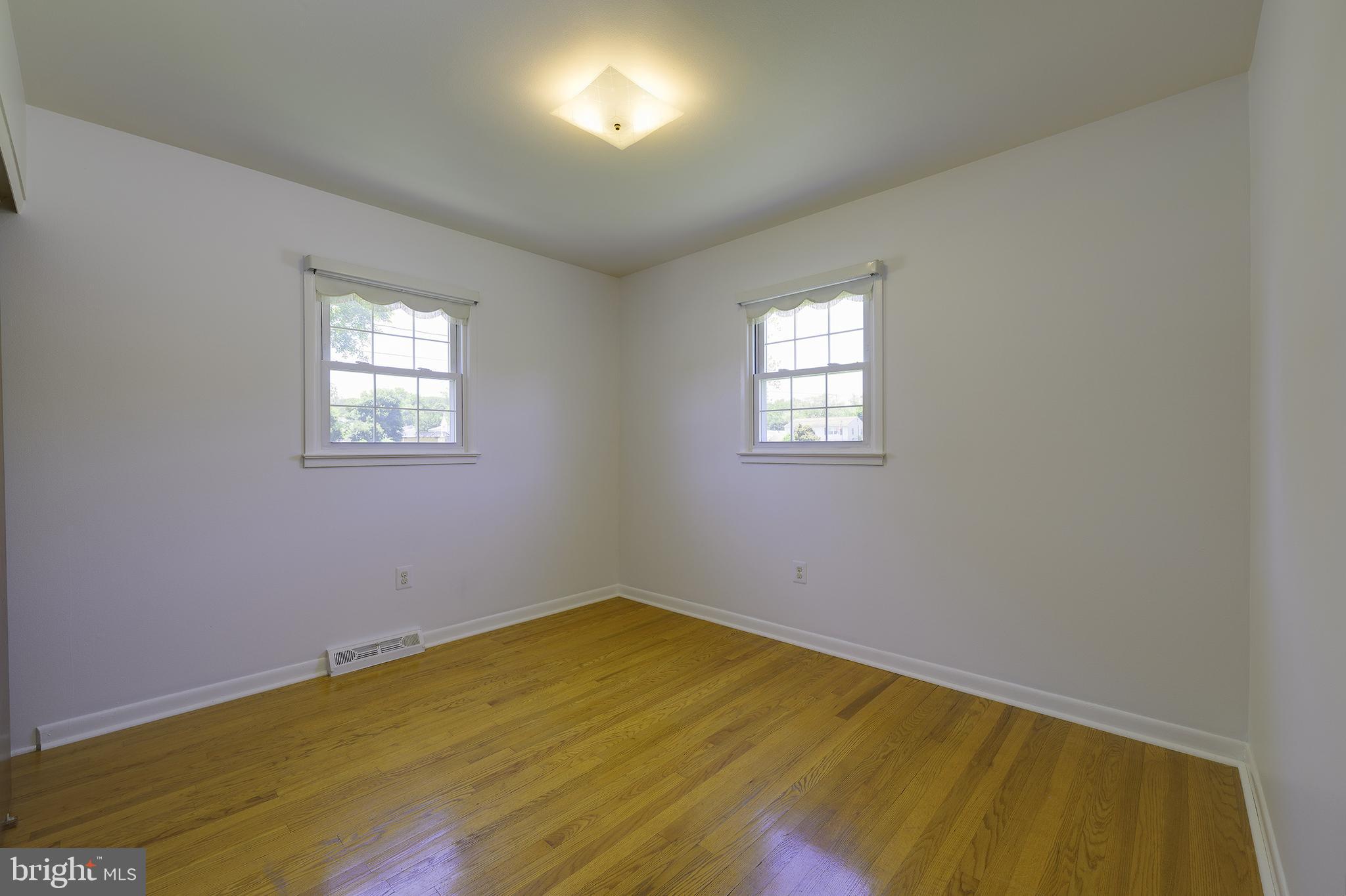 3891 DOMINION DRIVE