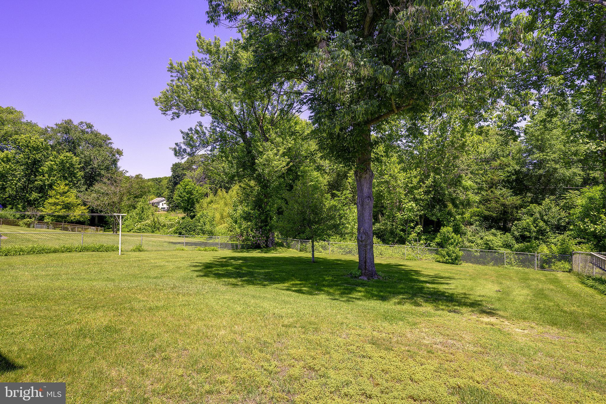 3891 DOMINION DRIVE