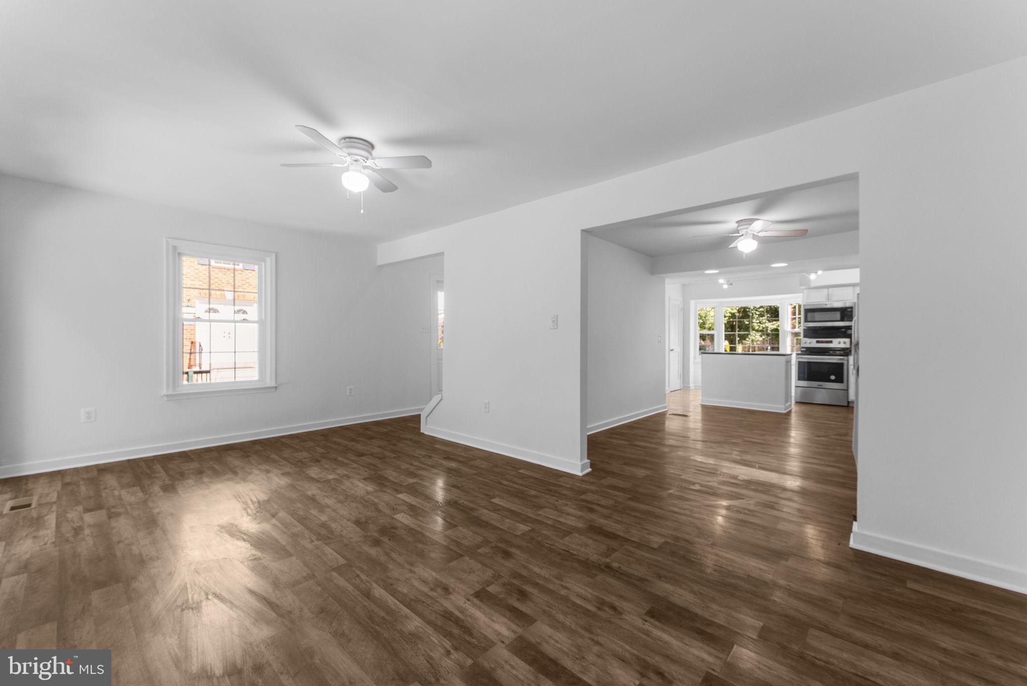 2857 BOWES LANE