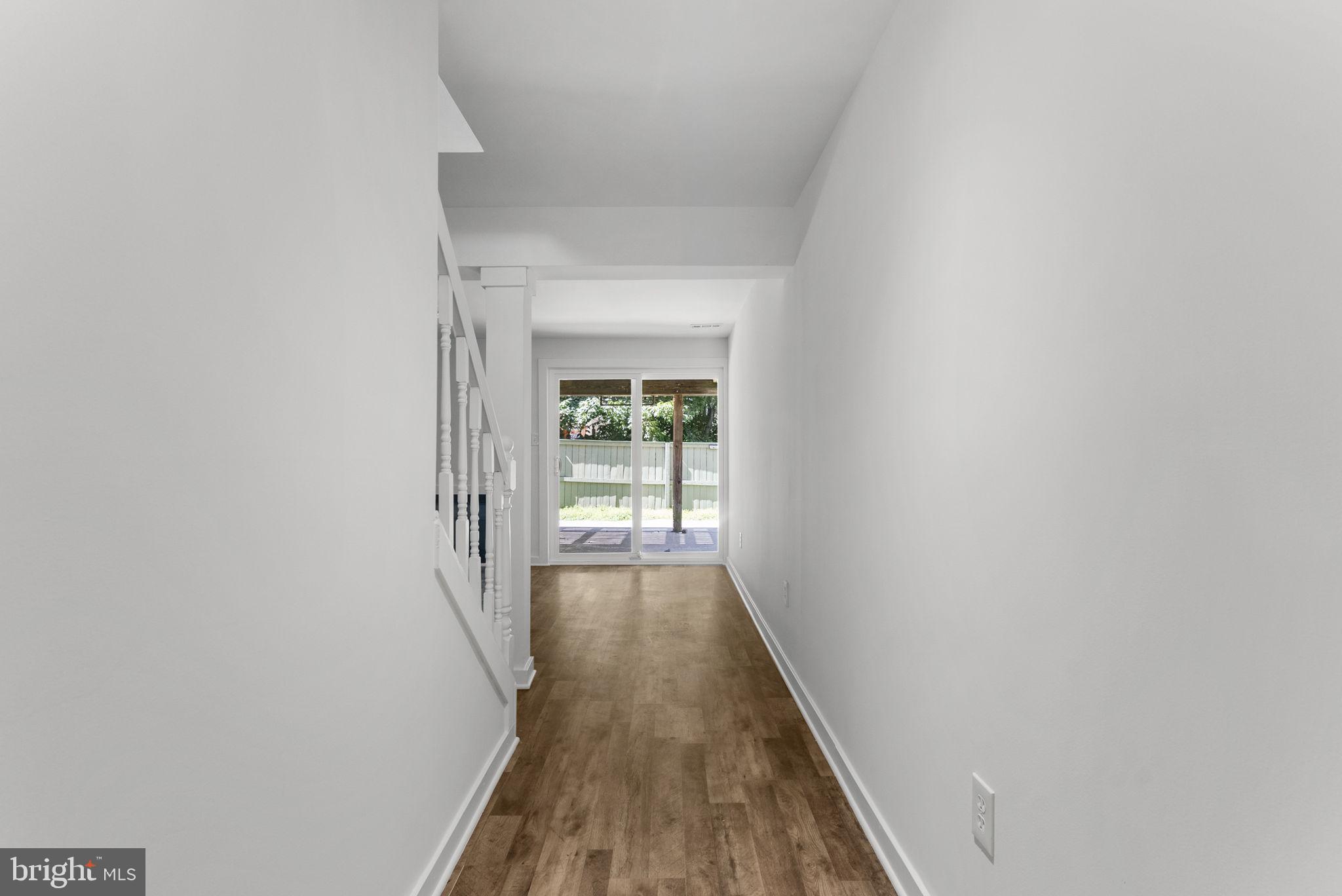 2857 BOWES LANE