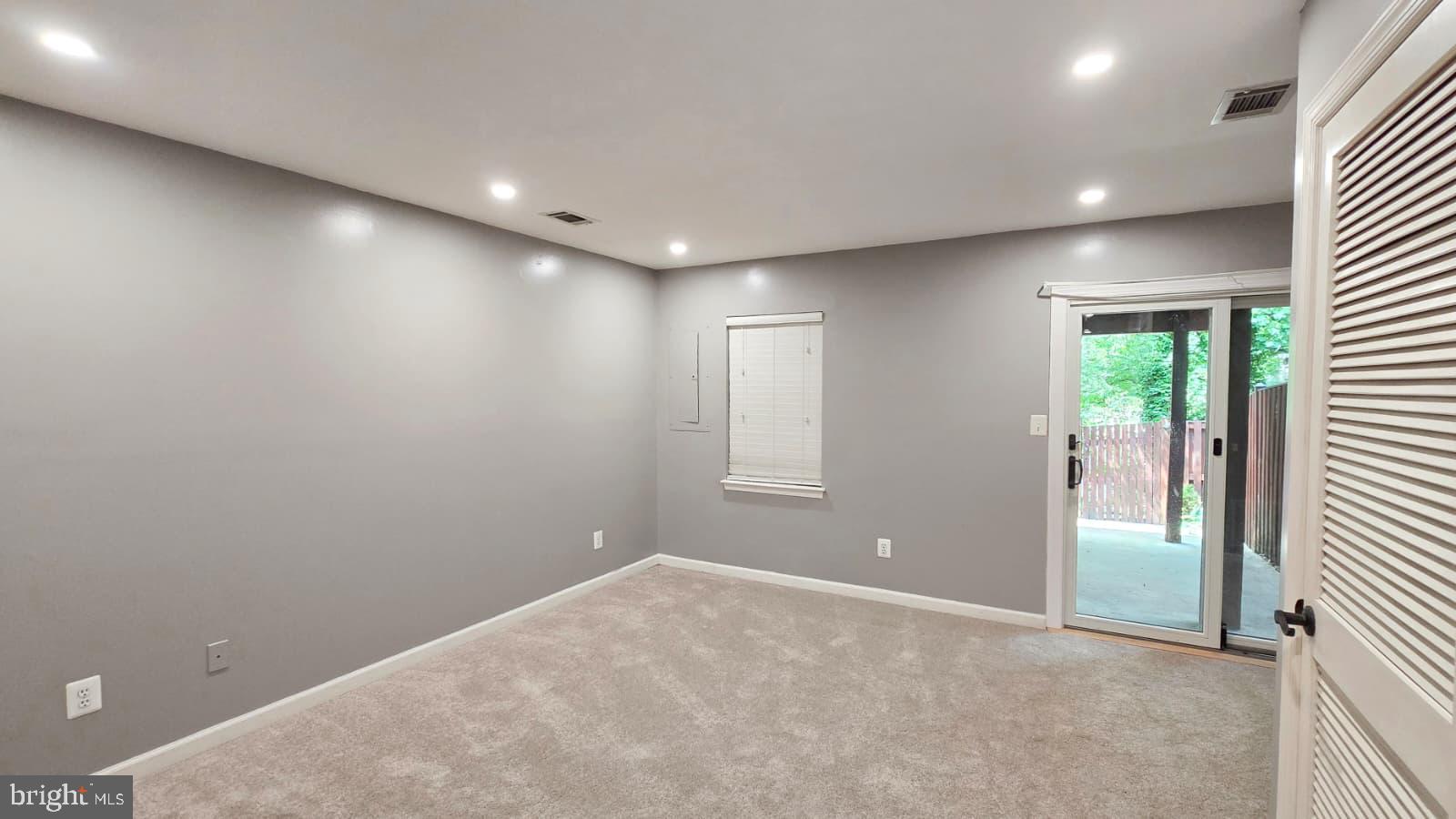 4248 ASHMERE CIRCLE