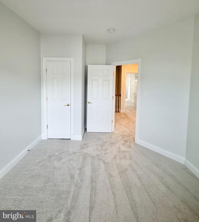 15925 GREYMILL MANOR DRIVE