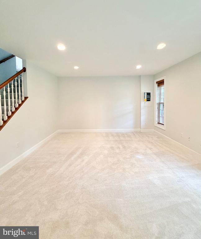 15925 GREYMILL MANOR DRIVE